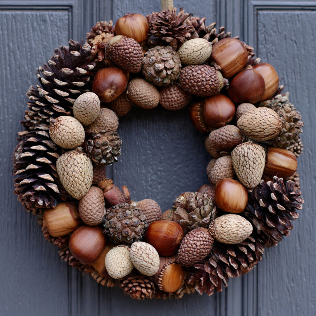 Pinecone and Acorn Natural