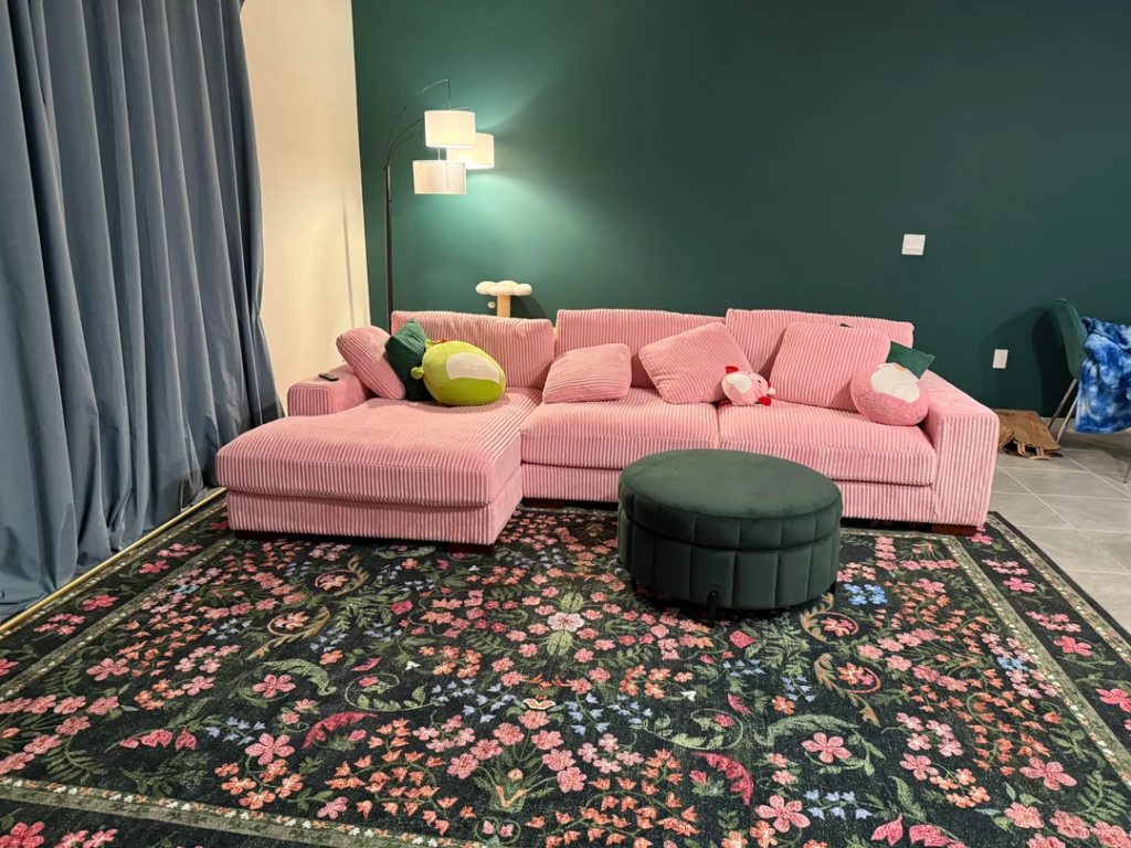 Minimal Artwork in Natural Frames