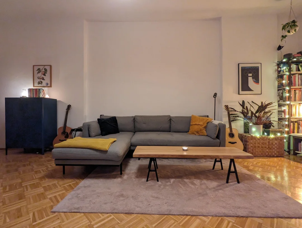 29 Cozy Reading Nook Ideas That Turn Any Corner Into a Relaxing Escape You'll Never Want to Leave 24 Wallpaper or Paint Behind the Nook Only