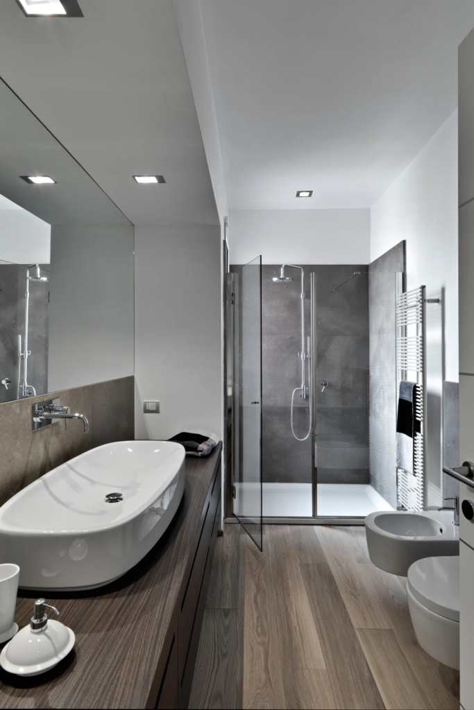 A Bathroom Plant Shelf for Spa Quality