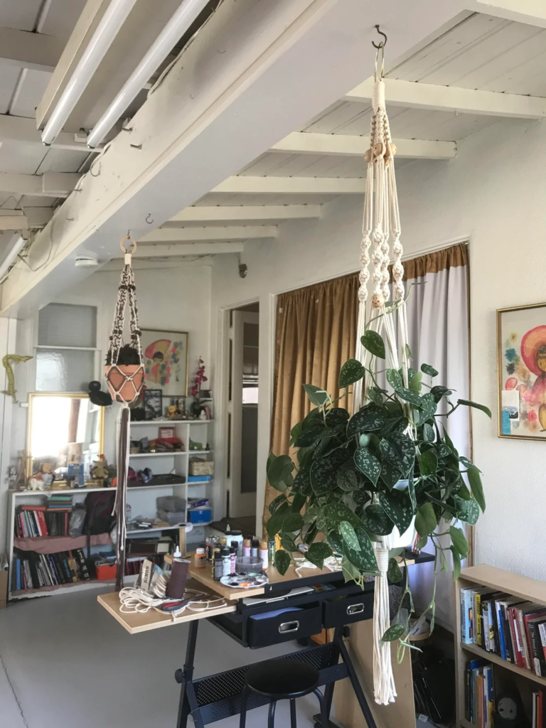 28 Small Space Plant Decor Ideas That Maximize Greenery and Make Your Home Feel Fresh and Alive 17 image 293